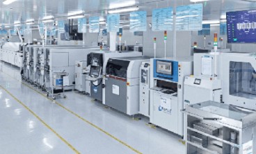 工业触控一体机在无人机生产线中的应用和优势